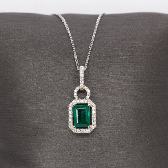 1.2cts Zambian Emerald Pendant in Solid 14K Gold with Natural Diamonds - Picture 4 of 8